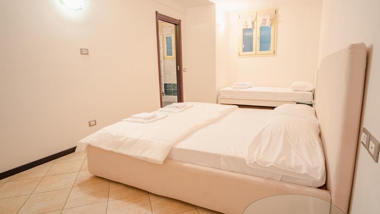 Endless Summer Sirmione - Italian Homing ภายนอก รูปภาพ