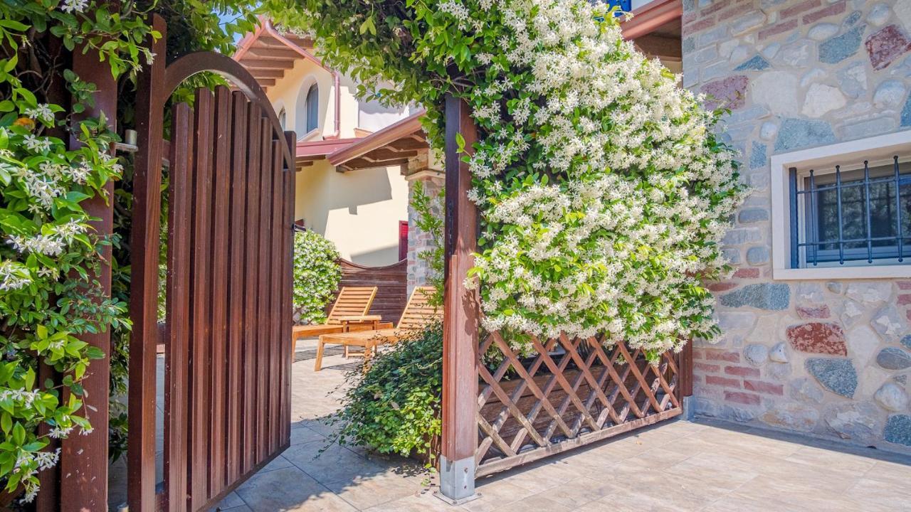 Endless Summer Sirmione - Italian Homing ภายนอก รูปภาพ